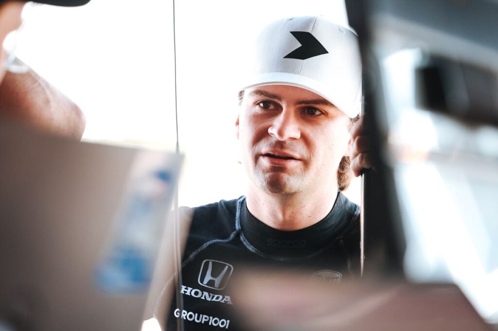 Cadillac signs Herta as F1 test driver