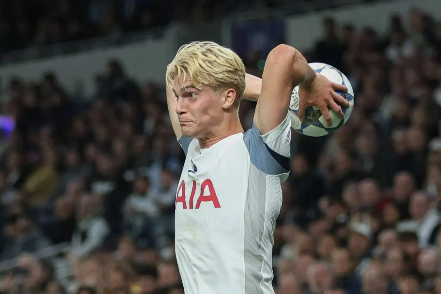 Referees could be forced into ‘long throw clampdown’ as Premier League spots shock stat