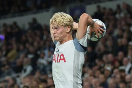 Referees could be forced into ‘long throw clampdown’ as Premier League spots shock stat