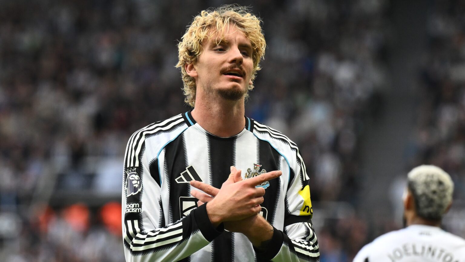 Newcastle branded ‘IDIOTS’ by Bayern Munich chief over record Nick Woltemade transfer