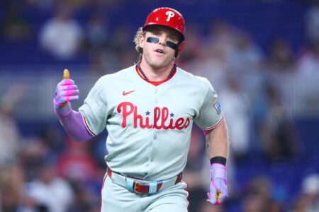Phillies fan explains why he plucked a home run ball from his son’s glove and gave it to a total stranger