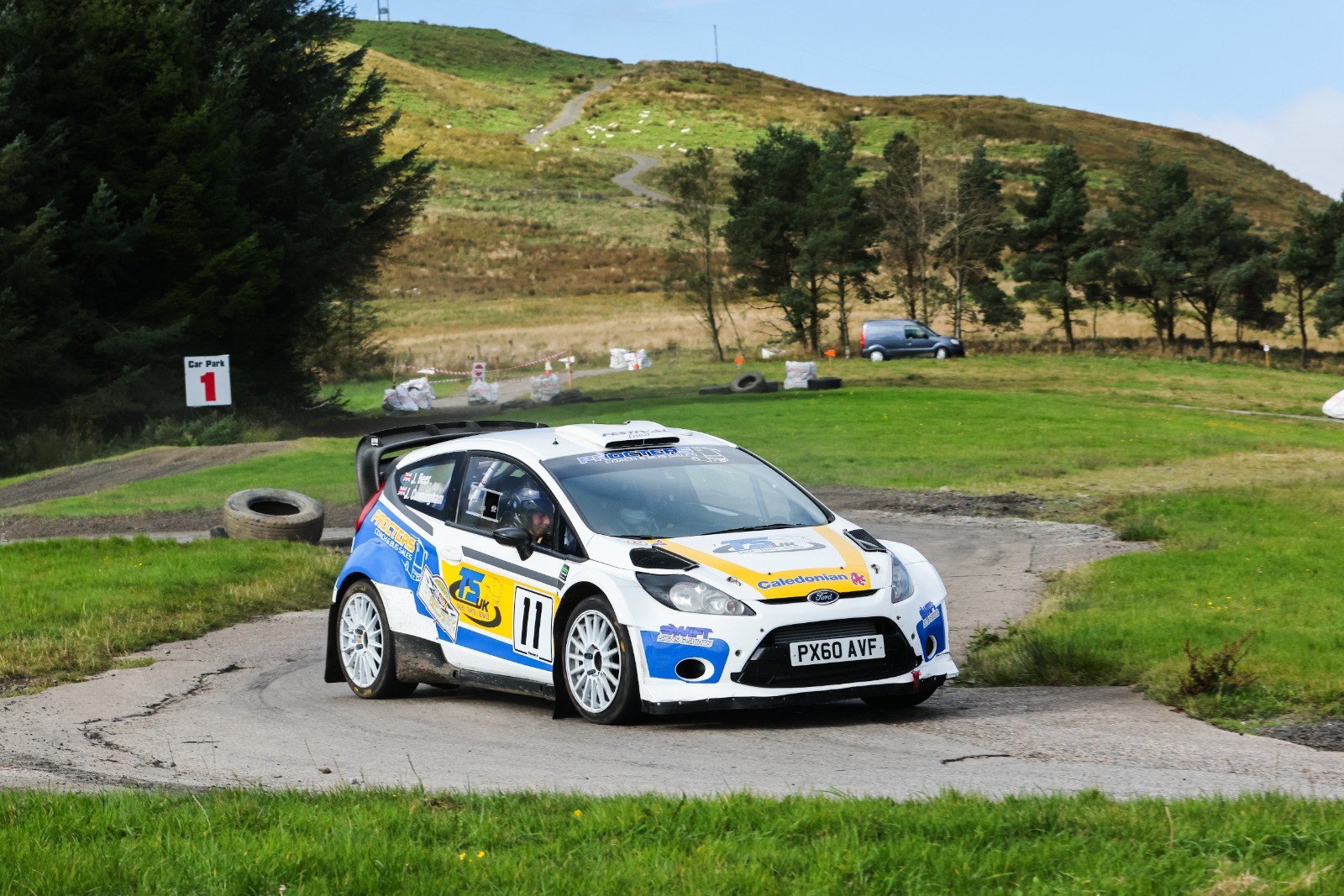 Yorkshireman Cunningham may have less experience but he still took the fight to McRae