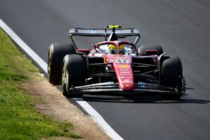 Top three “off the cards” as “not 100% comfortable” with Ferrari F1 car