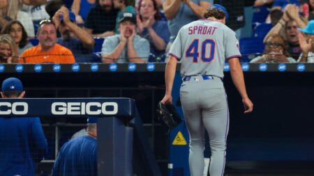 Brandon Sproat learns hard lessons at worst time as Mets' playoff odds drop