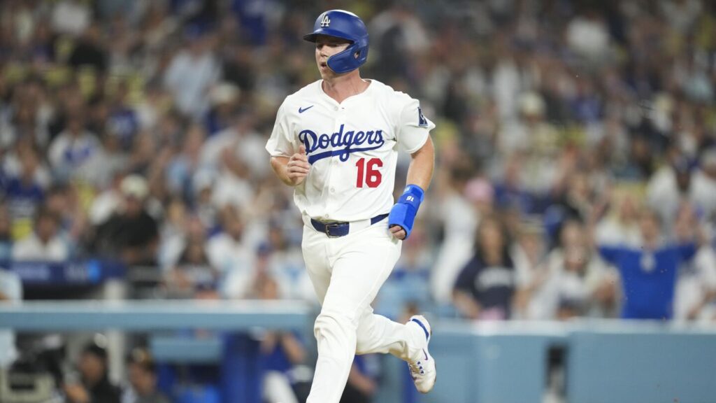 Dodgers put All-Star catcher Will Smith on 10-day injured list with bruised right hand
