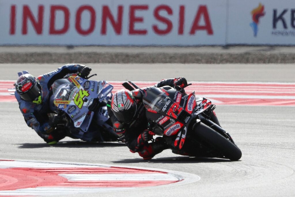 Bezzecchi explains stunning Indonesian GP sprint win charge after start error