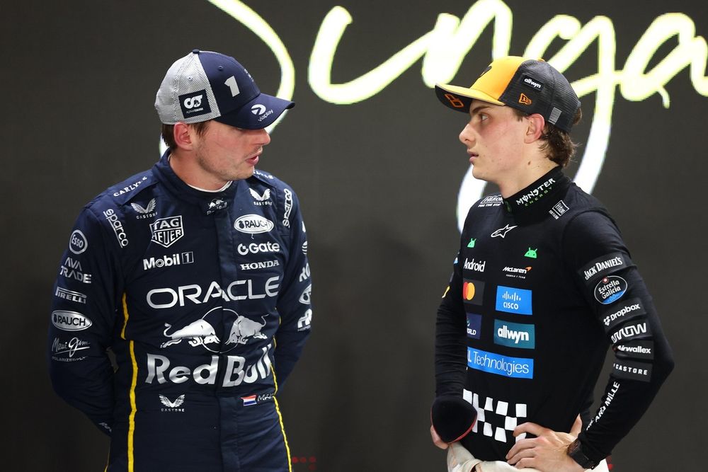 Oscar Piastri, McLaren, Max Verstappen, Red Bull Racing