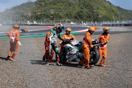 MotoGP forbids riders from remounting after late qualifying falls