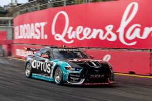Mostert beats Feeney to complete double