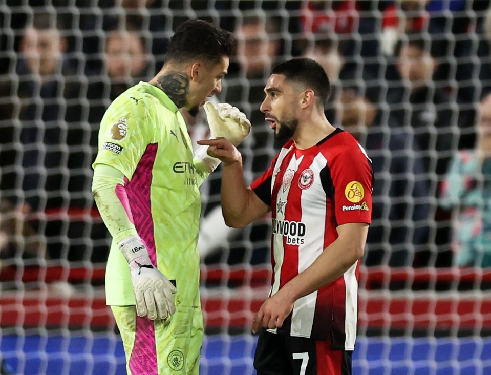 Premier League - Brentford v Manchester City