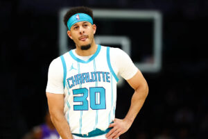 Seth Curry waived by Warriors, but is expected to return to team early in NBA season