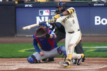 MLB playoffs 2025: Milwaukee Brewers land first blow of NLDS with lopsided Game 1 win vs. Cubs