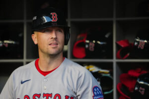 Alex Bregman reportedly plans to opt out of 0 million Red Sox contract following bounce-back year