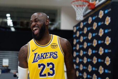 Fan is suing LeBron James for ‘fraud, deception’ after Lakers star teased ‘Second Decision’