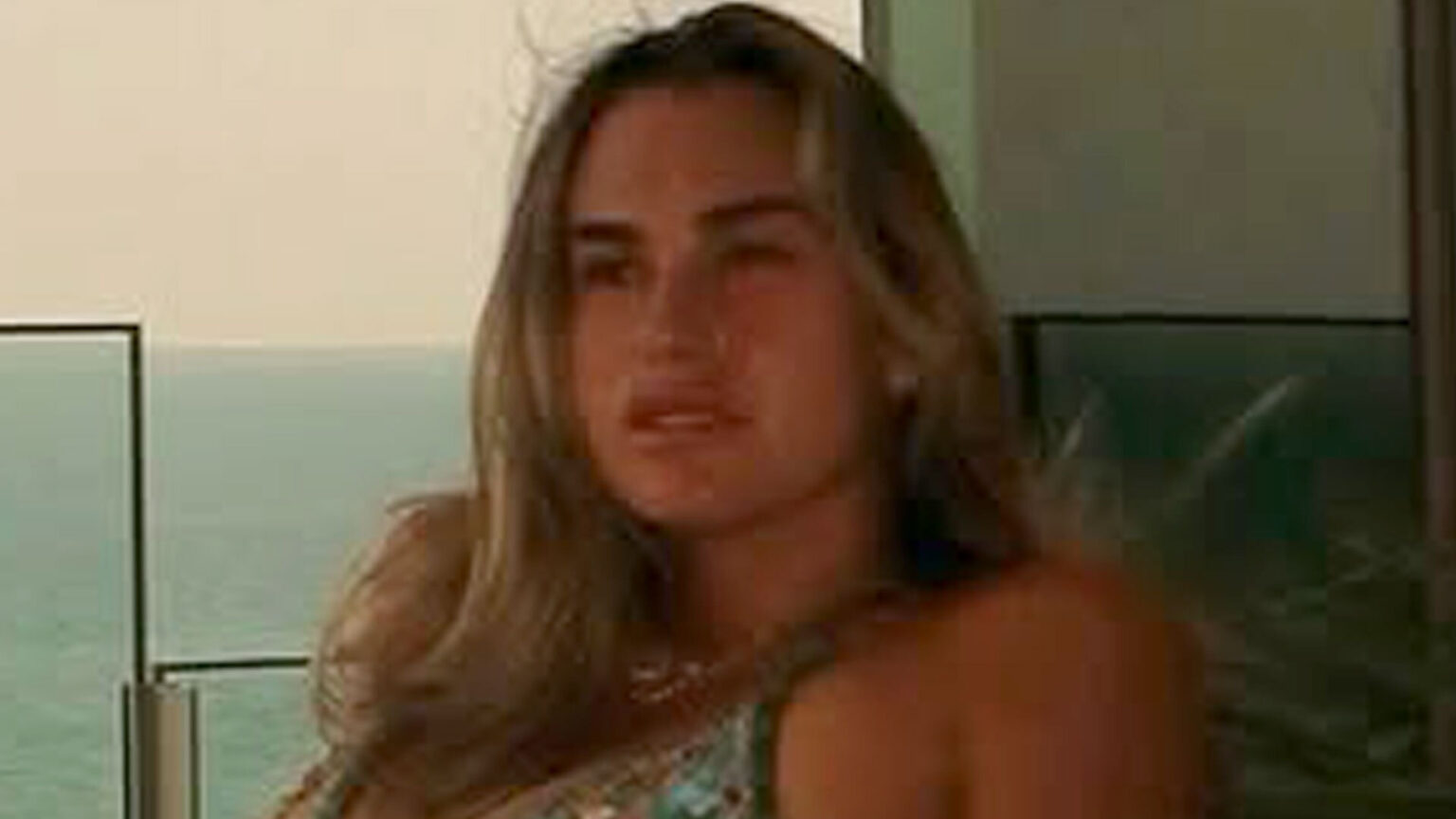 Tennis star Aryna Sabalenka stuns in tiny bikini as she shows off of her jaw-dropping figure and fans gasp ‘oh girl’