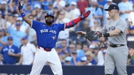Max Fried rocked, Yankees' late charge not enough in 13-7 loss to Blue Jays in Game 2 of ALDS