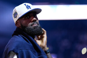 LeBron James to miss 3-4 weeks due to sciatica, will not play on opening night for Lakers