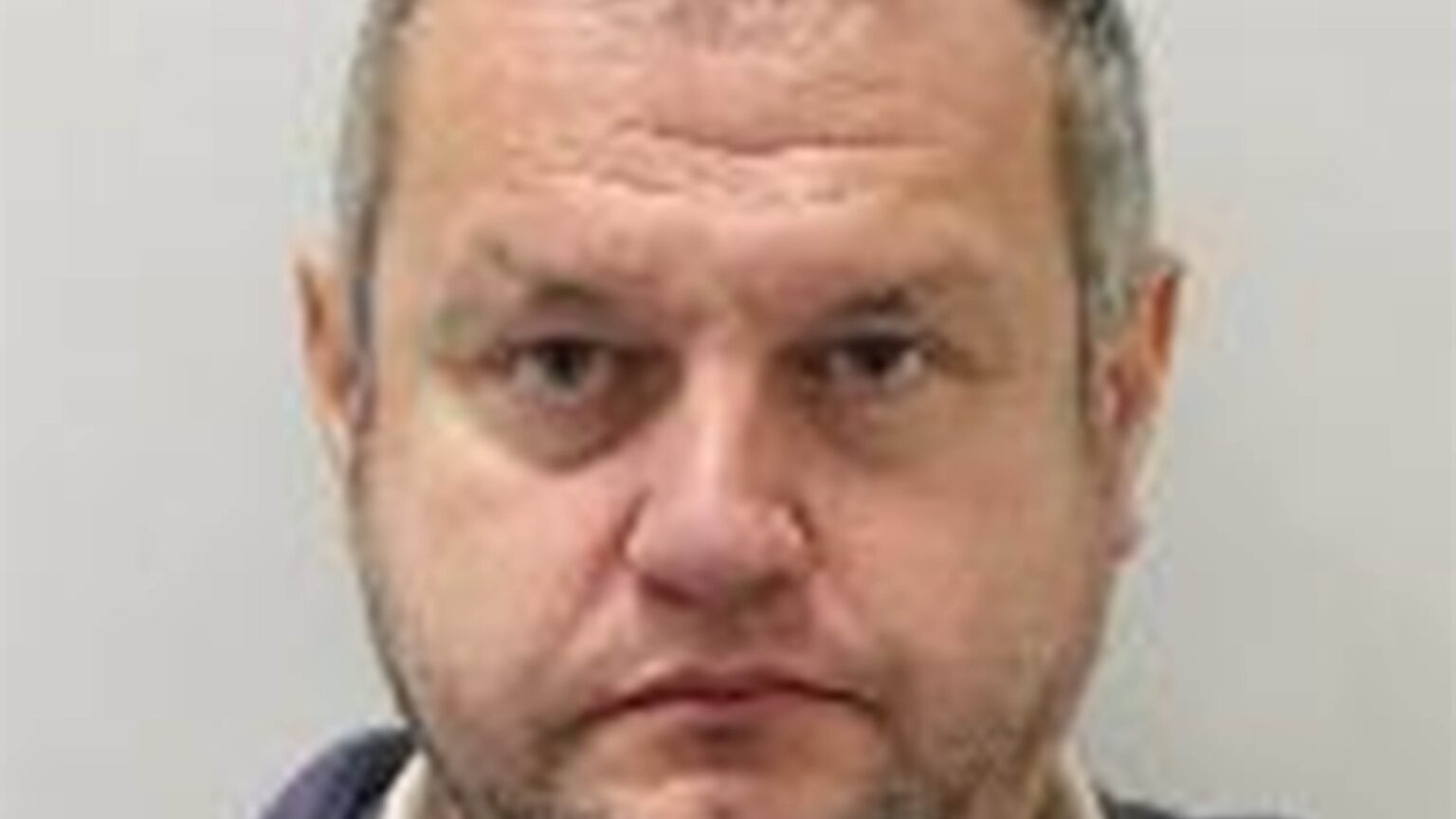English Football League referee Gareth Viccars, 47, preyed on teenage girls as linesman jailed