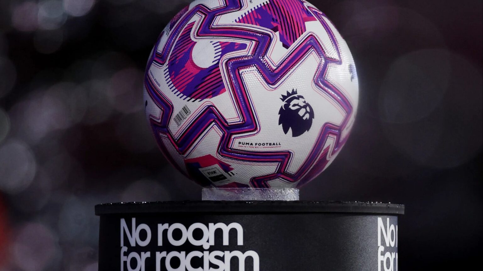 Why is there no Premier League lunchtime kick-off this weekend? Why is there no Premier League lunchtime kick-off this weekend?
