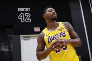 Lakers’ Marcus Smart will be on minutes restriction in preseason debut