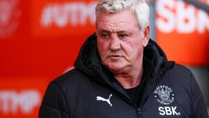 Man Utd legend Steve Bruce SACKED by Blackpool 11 games into season with club second from bottom