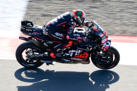 Bezzecchi fights back to win sprint 