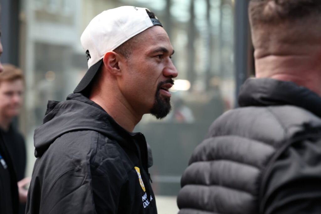 Andy Lee Foresees “Firefight” Finish in Parker vs Wardley — Says the Bout Won’t Reach the Later Rounds Andy Lee Foresees “Firefight” Finish in Parker vs Wardley — Says the Bout Won’t Reach the Later Rounds