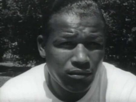 The Night Sugar Ray Beat a Legend: How Robinson’s Win Over Henry Armstrong Marked a Passing of the Torch