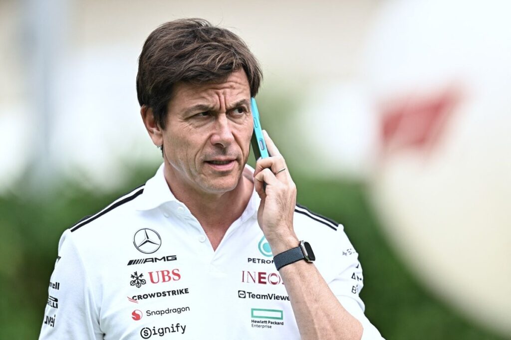 I was “straightforward and fair” to Mercedes drivers amid Verstappen flirt