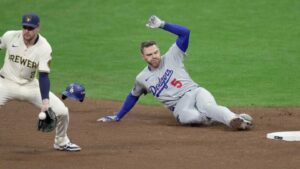 Brewers at Dodgers – NLCS Game 3 prediction: Odds, expert picks, starting pitchers, betting trends, and stats