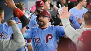 Phillies at Dodgers – NLDS Game 4 prediction: Odds, expert picks, starting pitchers, trends, and stats