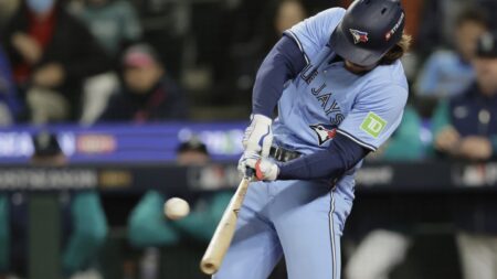 Blue Jays at Mariners – ALCS Game 4 prediction: Odds, expert picks, starting pitchers, trends, and stats