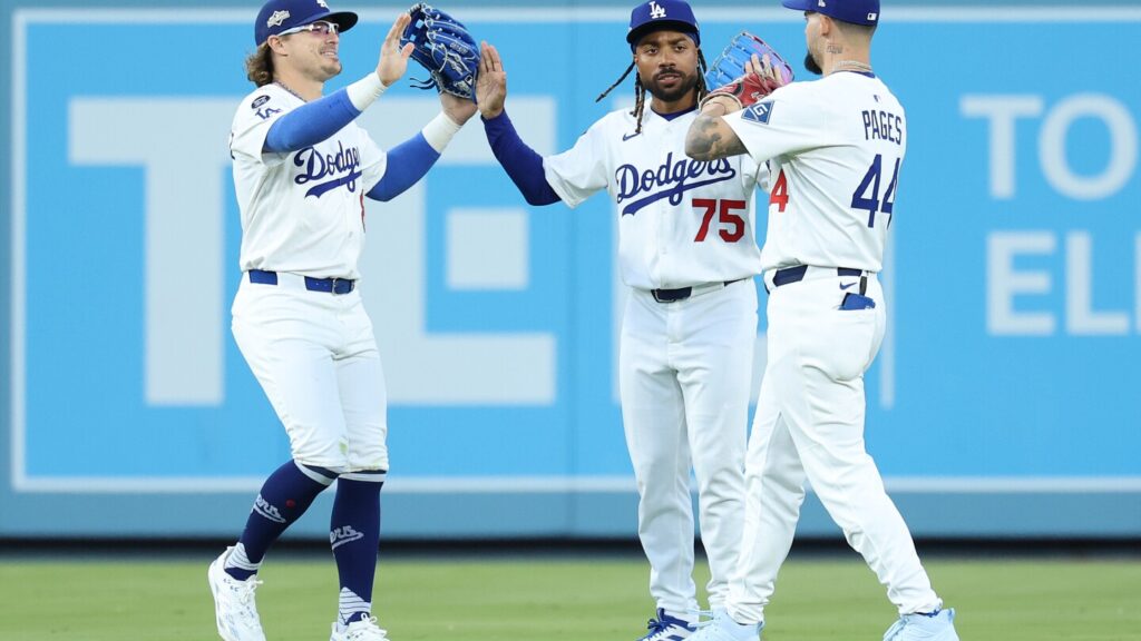 Dodgers near repeat World Series trip, beat Brewers 3-1 behind Glasnow, Edman for 3-0 NLCS lead