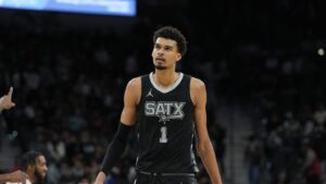 2025-26 Rotoworld Basketball Expert Mock Draft: Wemby goes No. 1 over Jokic