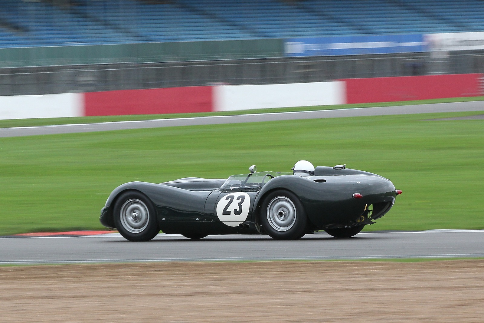 The Pearsons prevailed in an attritional Woodcote and Moss Trophies race