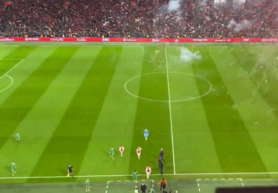 NINTCHDBPICT001042209544