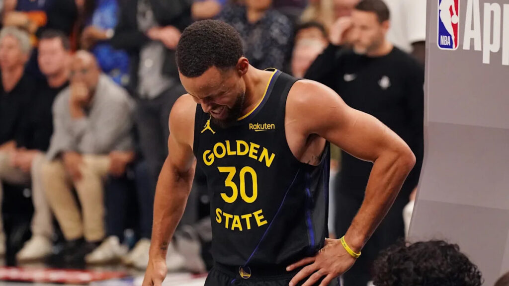 Stephen Curry expected to miss at least a week with quad contusion, but no serious damage