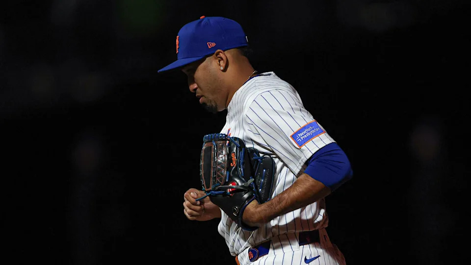 Apr 17, 2025; New York City, New York, USA; New York Mets relief pitcher Edwin Diaz (39) enters the field during the ninth inning against the St. Louis Cardinals at Citi Field. 