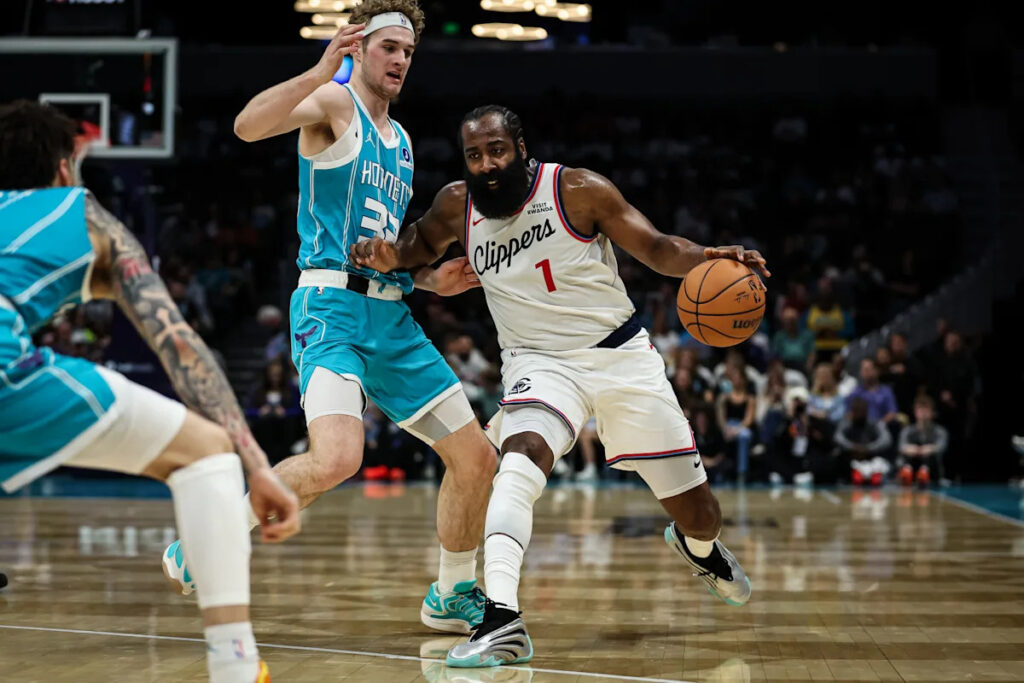 James Harden sets Clippers record with 55 points in win over Hornets, as Kawhi Leonard reportedly nears return