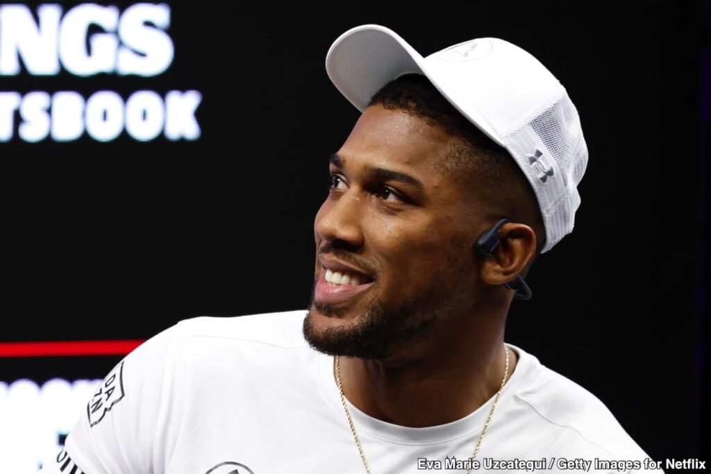 Bradley Warns Joshua Is “Mentally Not There” Bradley Warns Joshua Is “Mentally Not There”