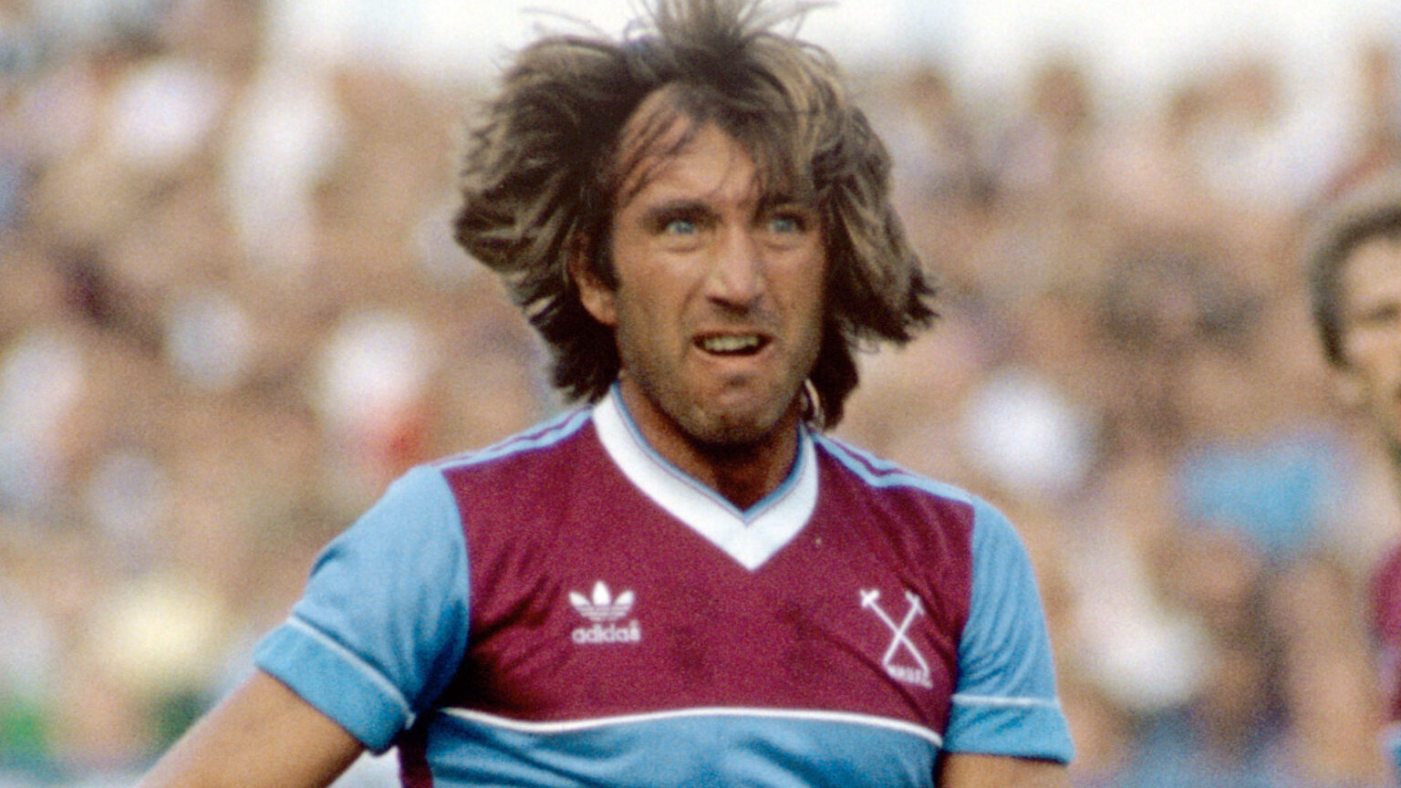 Legendary former West Ham player and manager passes away as Hammers pay heartbreaking tribute Legendary former West Ham player and manager passes away as Hammers pay heartbreaking tribute