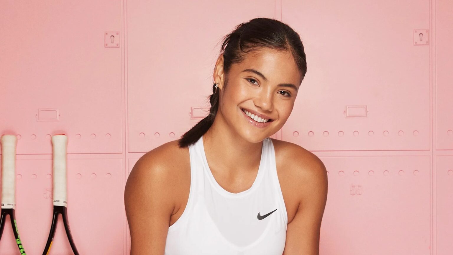 Emma Raducanu sparks dating rumours as she’s seen leaving flat with handsome pal as pair spend weekend together