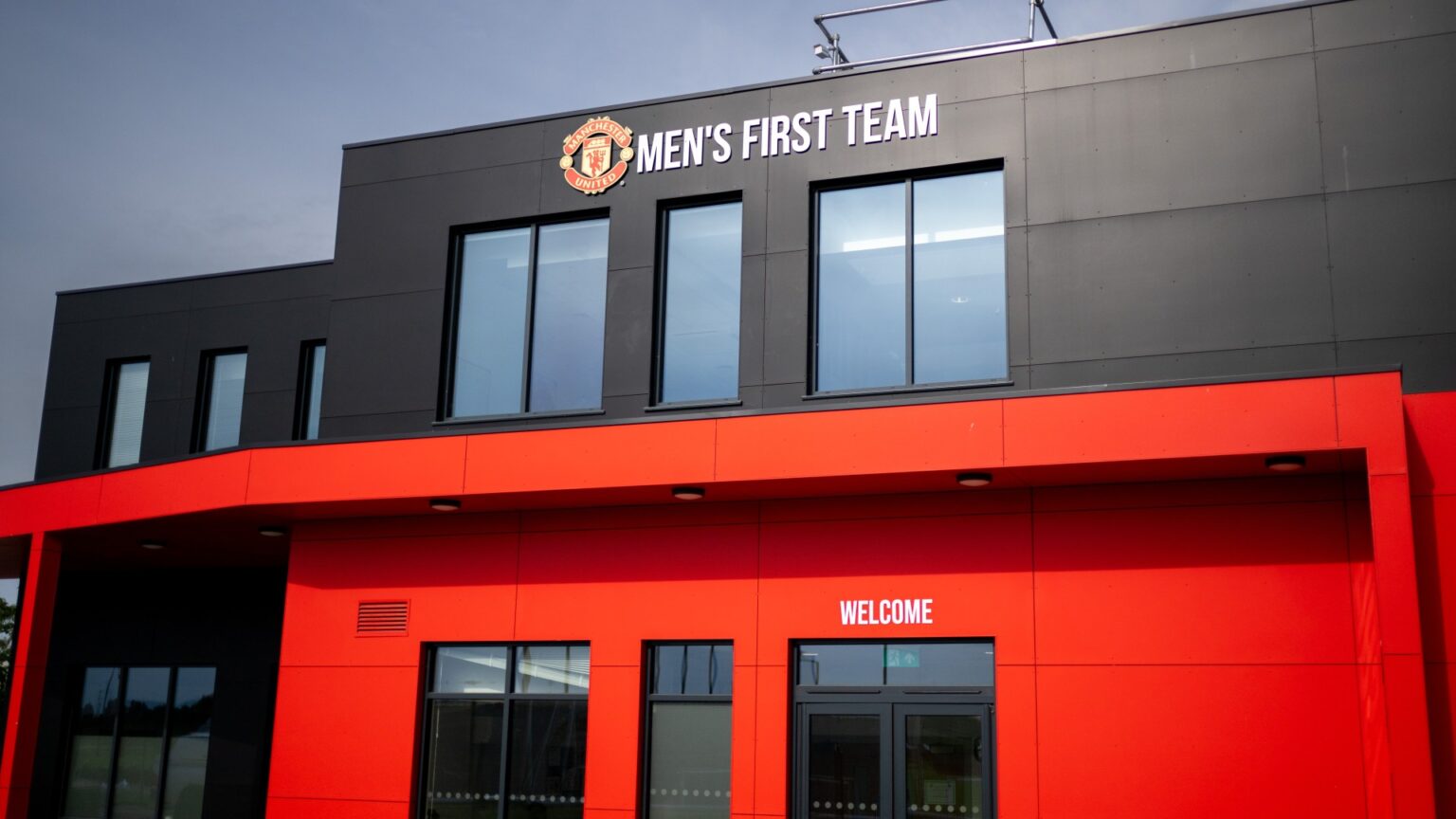 Sir Alex Ferguson left impressed by simple feature of Man Utd’s new £50million training complex Sir Alex Ferguson left impressed by simple feature of Man Utd’s new £50million training complex