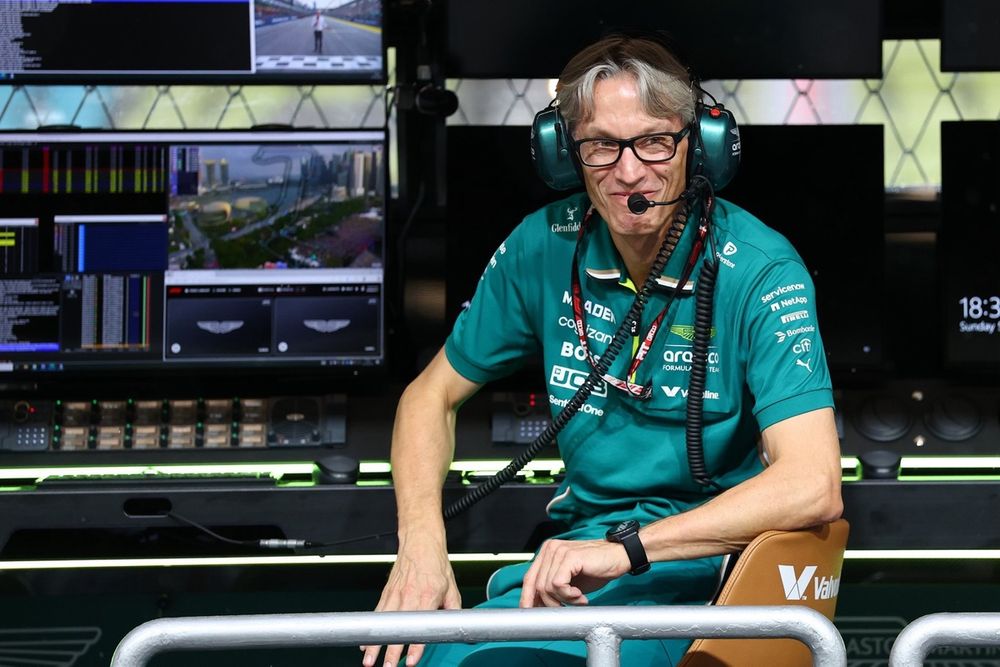 Mike Krack, Chief Trackside Officer of the Aston Martin 