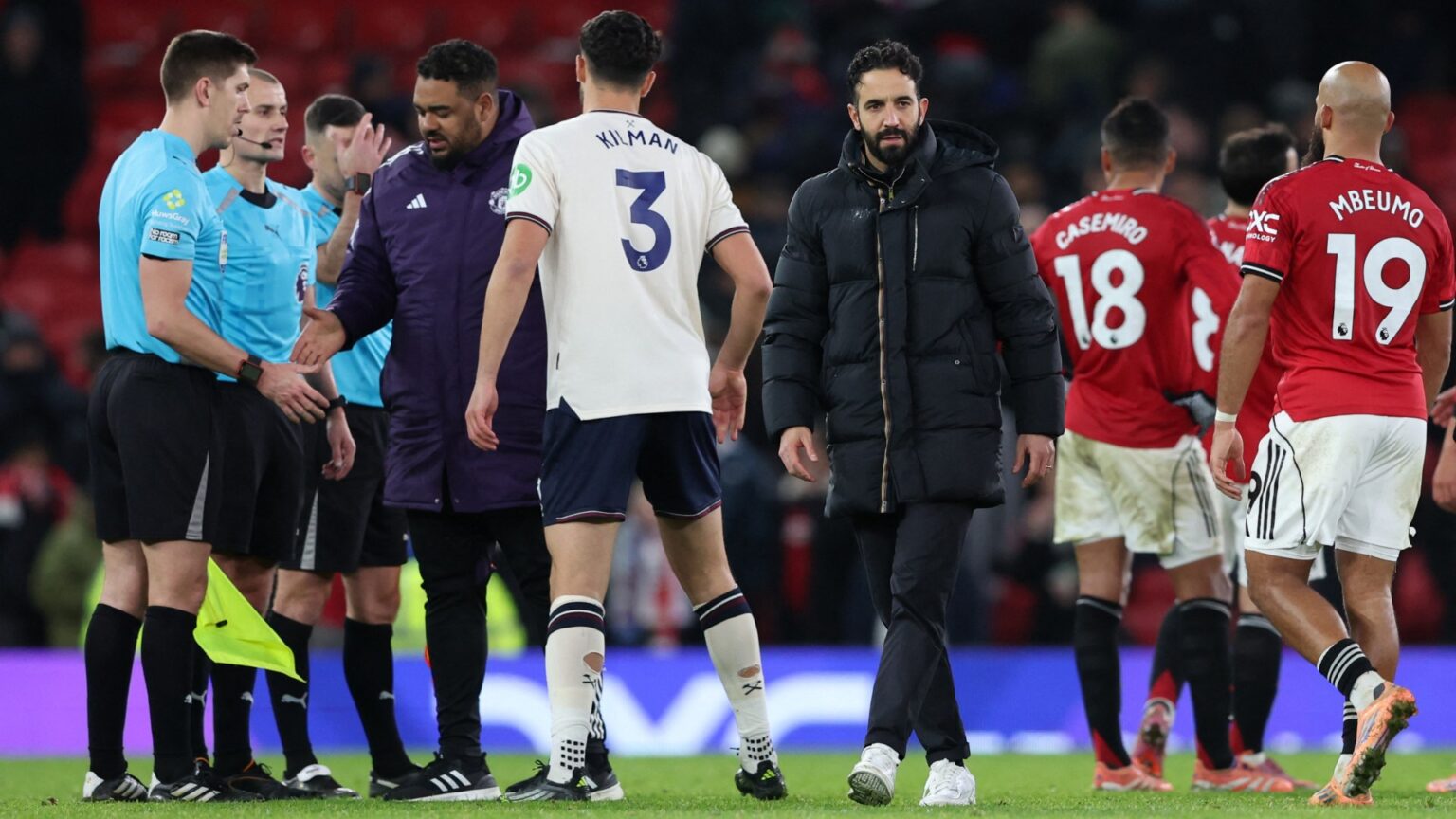 Ruben Amorim fumes at Manchester United defenders over West Ham equaliser Ruben Amorim fumes at Manchester United defenders over West Ham equaliser