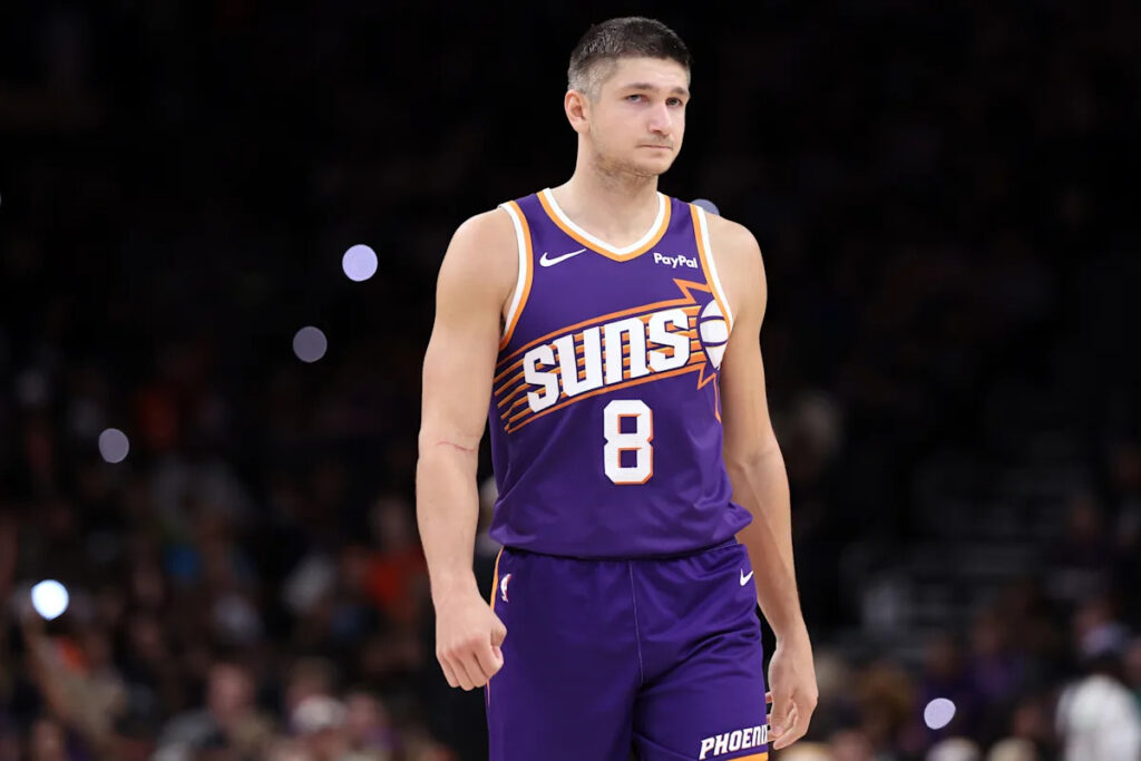 NBA Cup 2025: Suns’ Grayson Allen ejected after shoving Chet Holmgren to the ground in blowout loss to Thunder