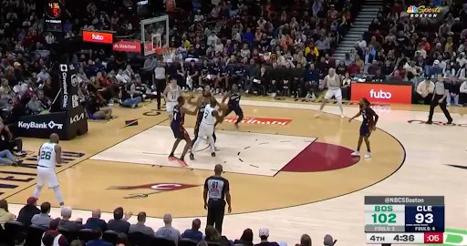 Jaylen Brown playmaking