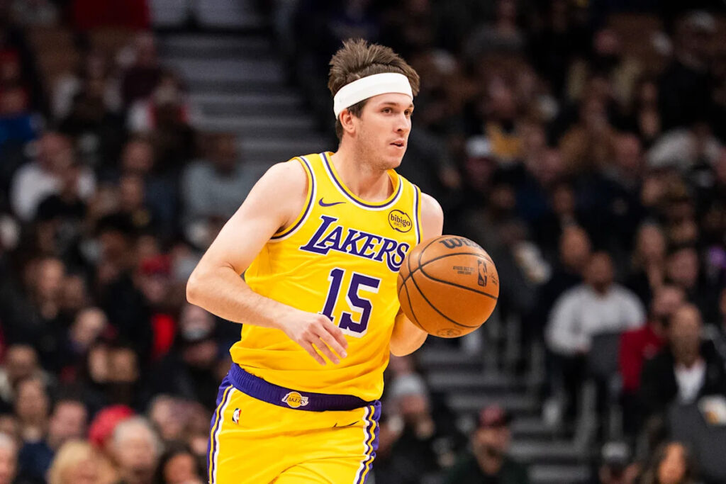 Austin Reaves out at least a week for Lakers with calf strain
