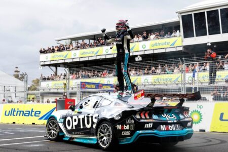Mostert clinches title while Payne wins from front row