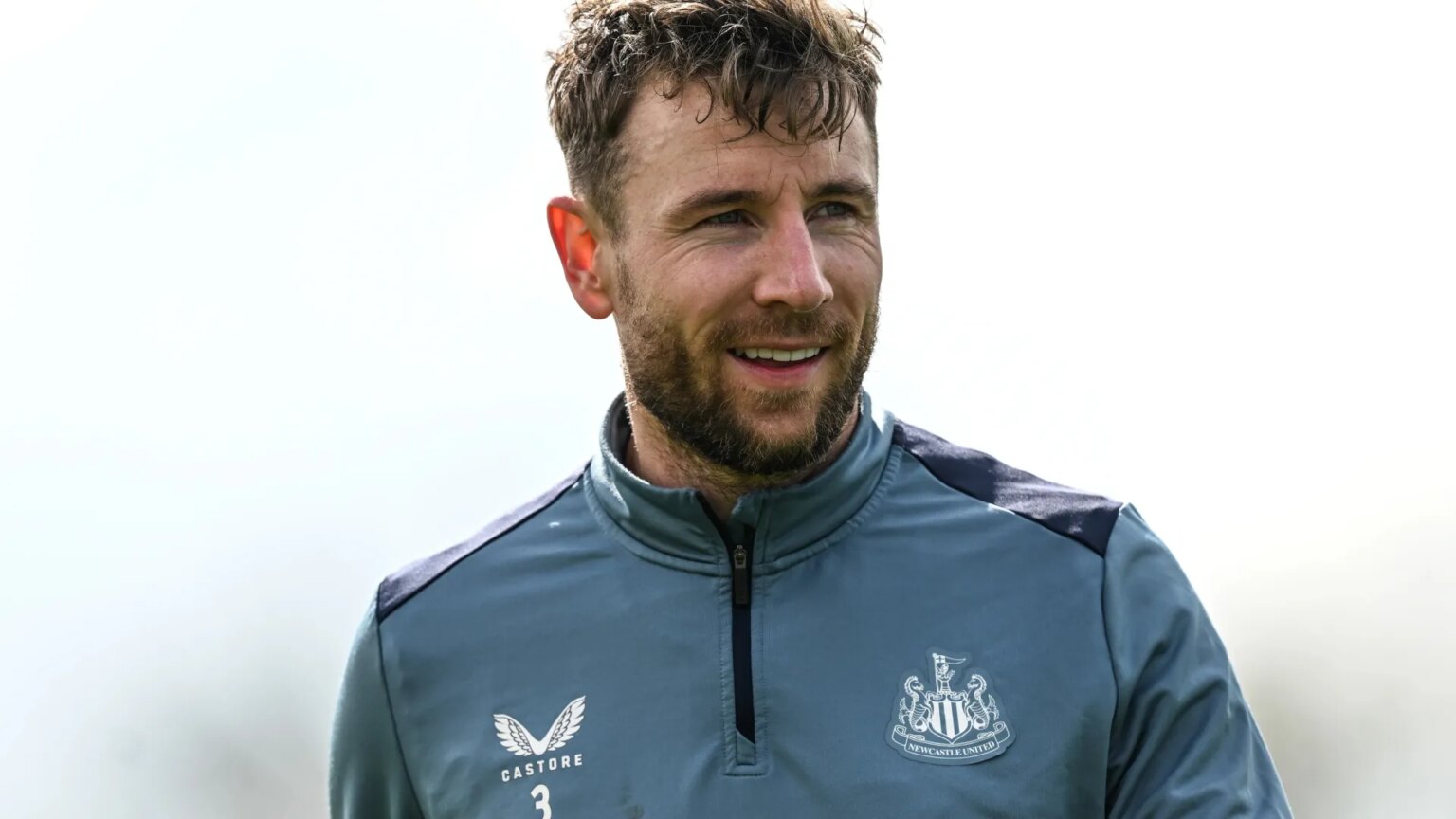 ‘Great sadness’ – Former Premier League star retires at 34 in emotional post after being released by Man Utd legend